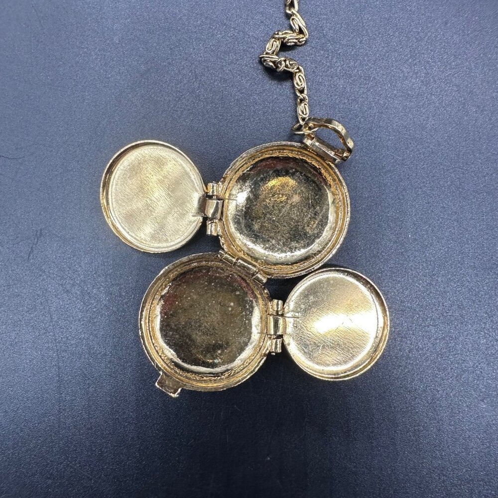 Vintage 1928 Signed Gold Tone Butterfly Locket Pendant Necklace Long Chain Retro - Picture 5 of 11
